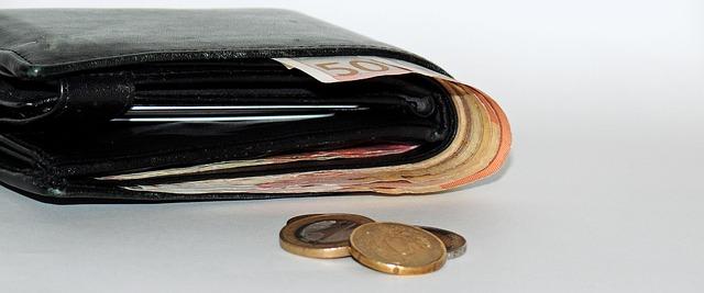 Evitare le commissioni di cambio valuta e i tassi nascosti viaggiando fuori area Euro