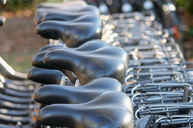 Comprare biciclette usate alle aste degli oggetti smarriti della polizia o ferrovie